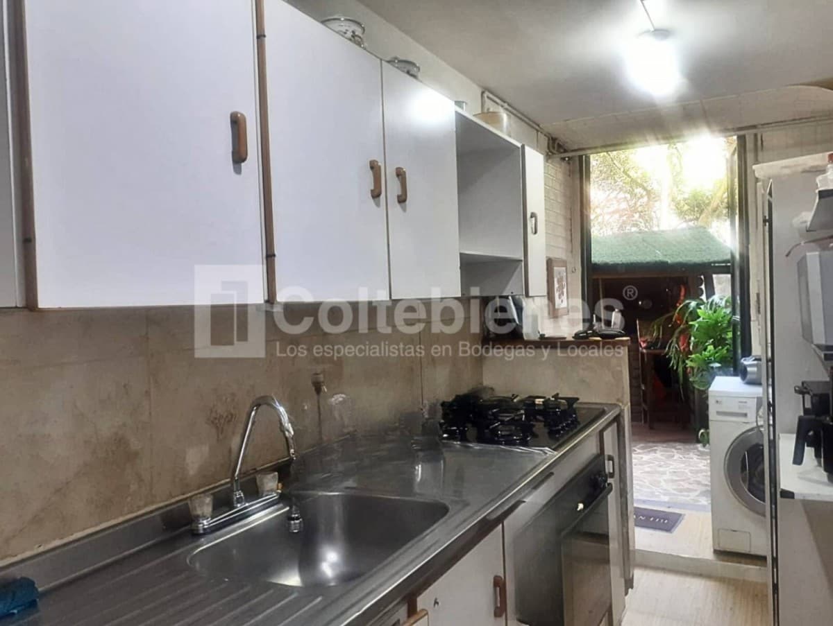Apartamento en arriendo – Poblado, Medellín foto 3