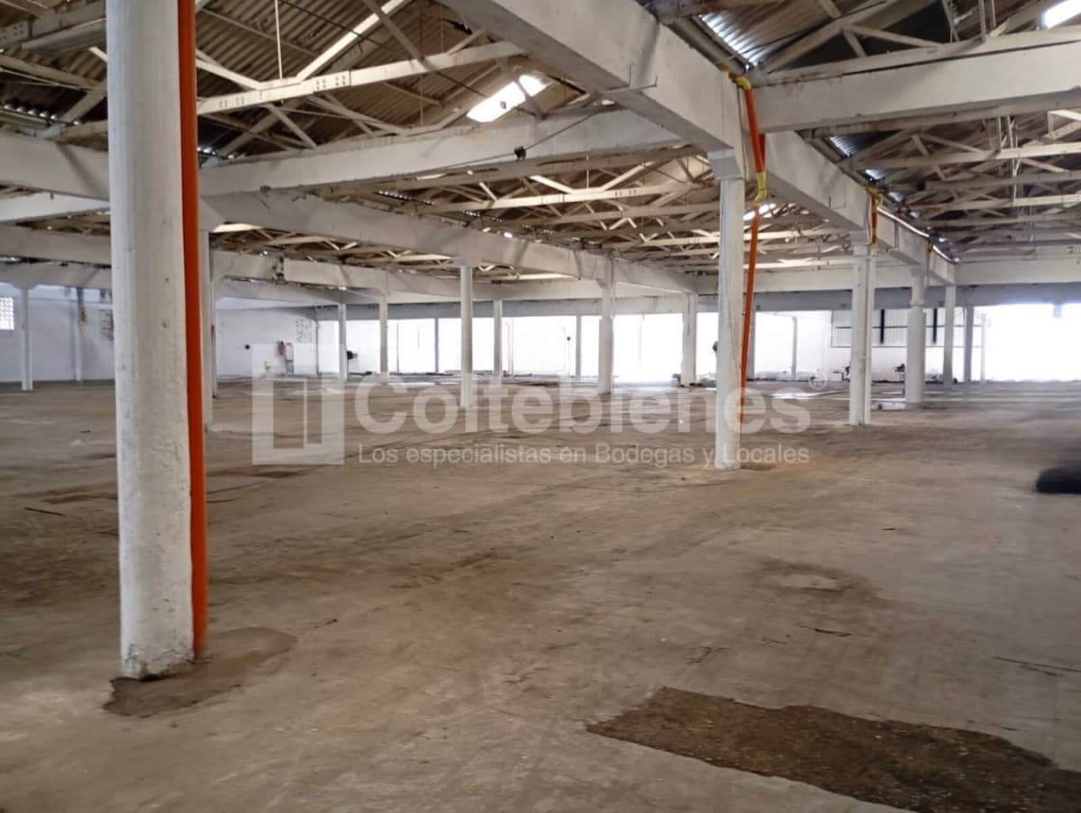 Bodega en arriendo – Itagüí foto 2