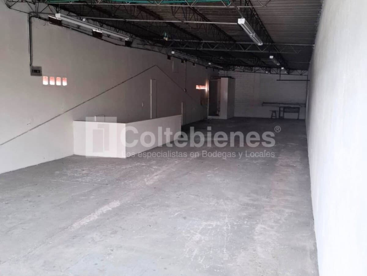 Bodega en arriendo – Perpetuo Socorro, Medellín foto 3