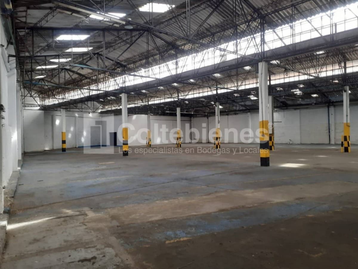 Bodega en arriendo – Los Naranjos, Itagüí foto 4