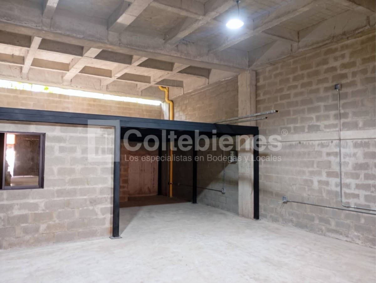 Bodega en arriendo – Medellín foto 4