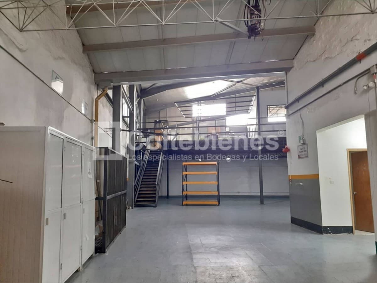Bodega en arriendo – Perpetuo Socorro, Medellín foto 3
