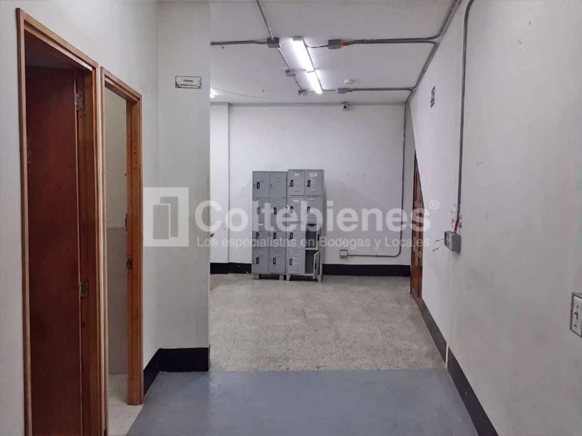 Bodega en arriendo – Perpetuo Socorro, Medellín foto 5
