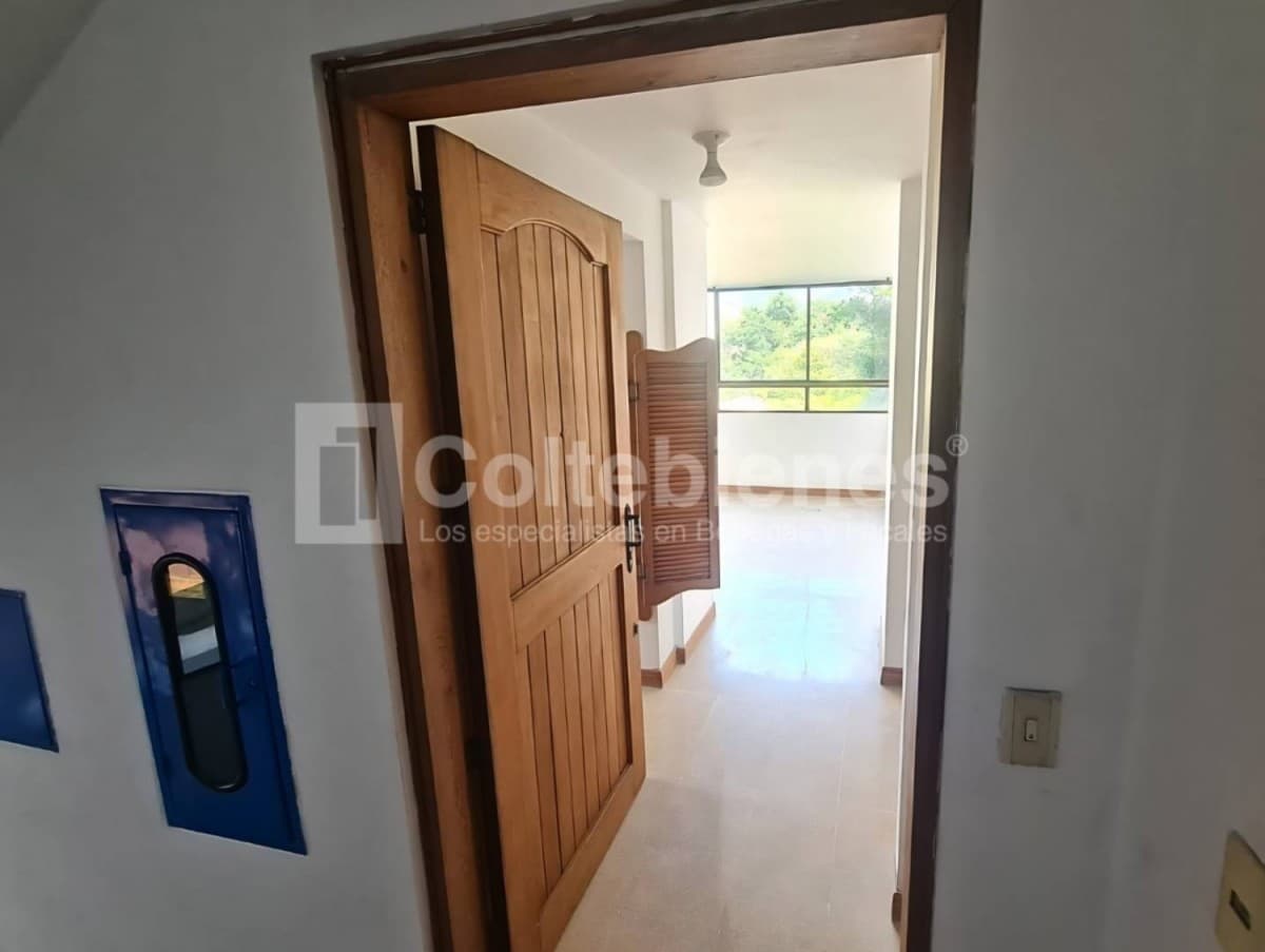 Apartamento en arriendo – Conquistadores, Medellín