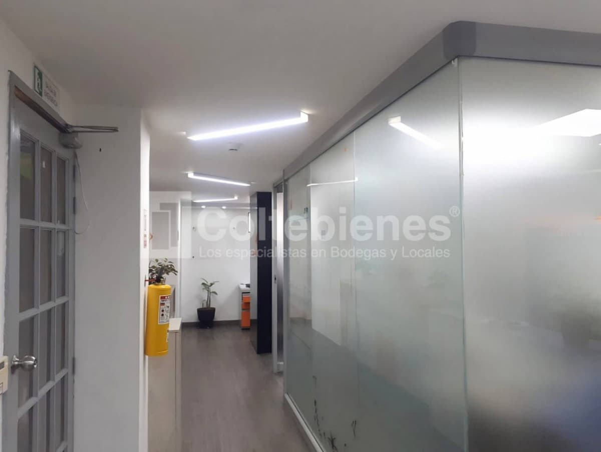 Local en arriendo – Guayabal, Medellín foto 2