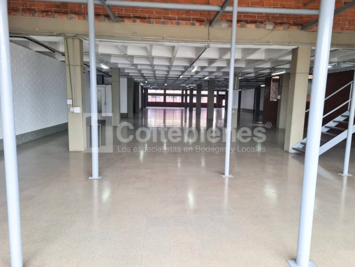 Local en arriendo – Guayabal, Medellín foto 4