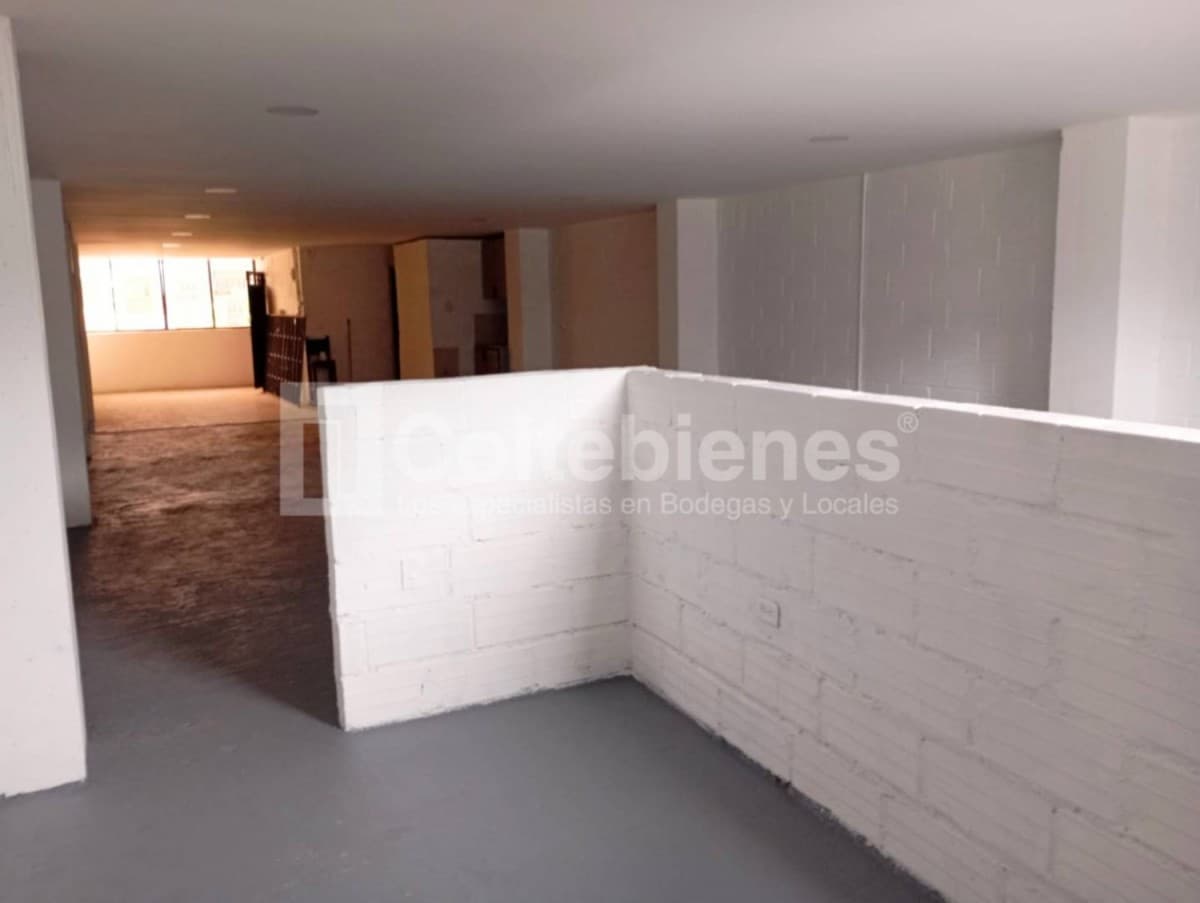Bodega en arriendo – Centro De La Moda, Itagüí foto 4