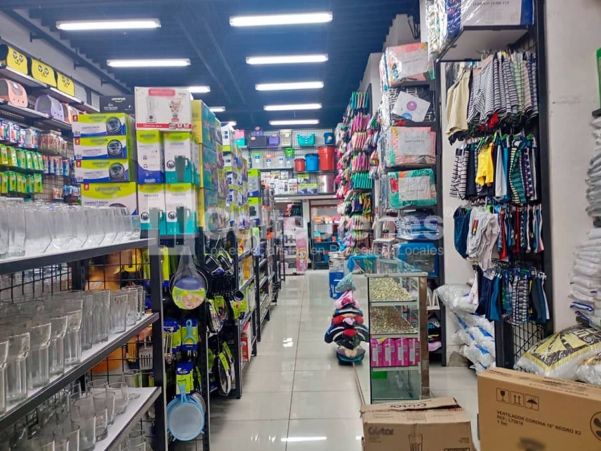 Local en venta – Centro, Medellín foto 3