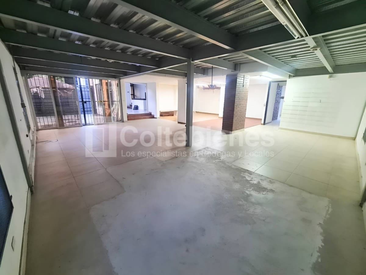 Casa Comercial en arriendo – Santa María De Los Ángeles, Medellín foto 2