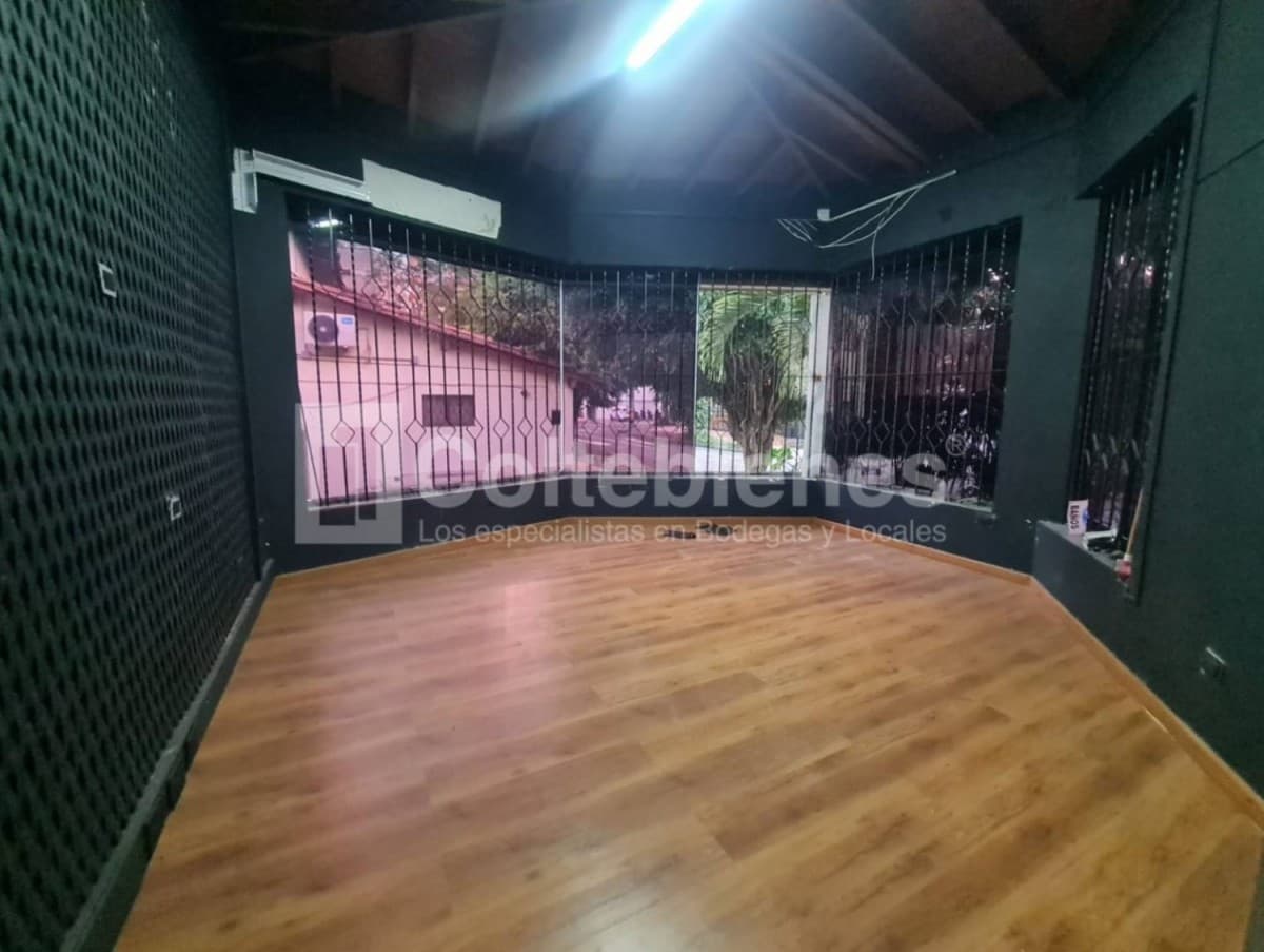 Casa Comercial en arriendo – Santa María De Los Ángeles, Medellín foto 3