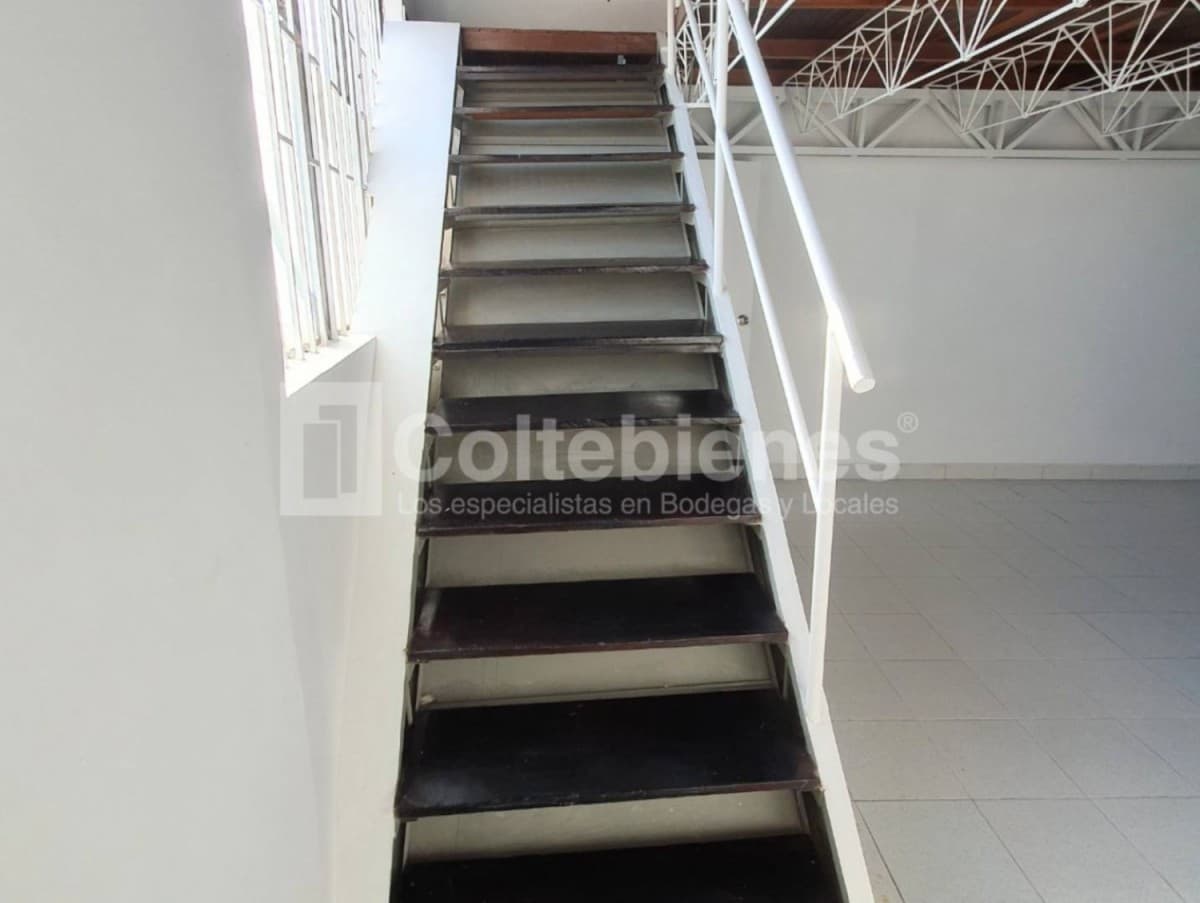 Local en arriendo – Guayabal, Medellín foto 5