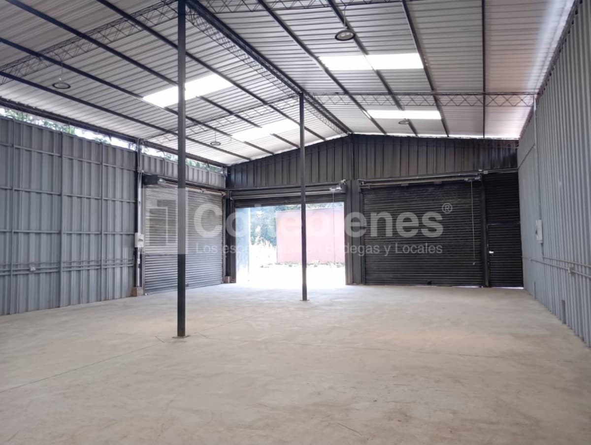 Bodega en arriendo – Guarne foto 2