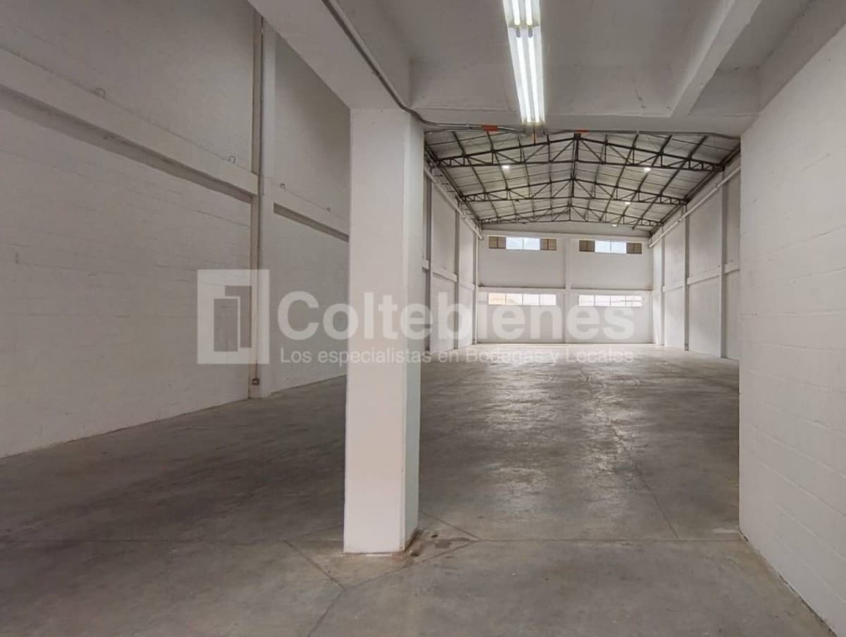 Bodega en arriendo – La Estrella foto 4