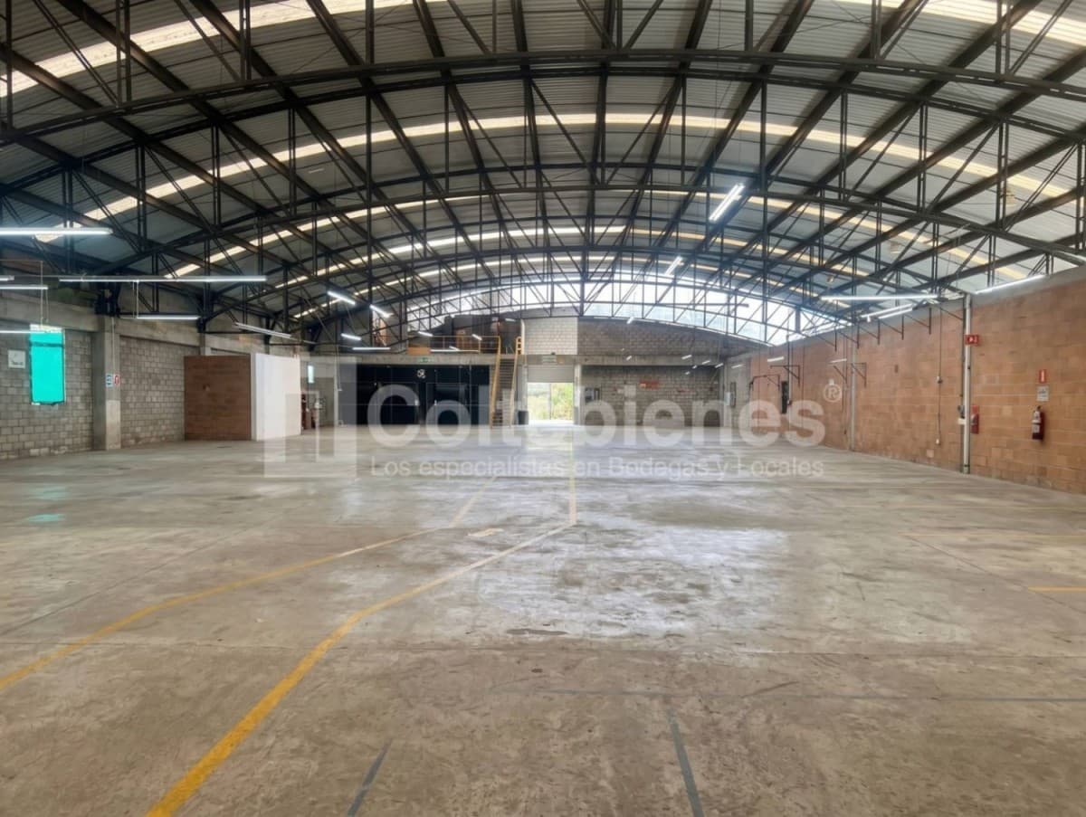Bodega en arriendo – Bellavista, Guarne foto 2