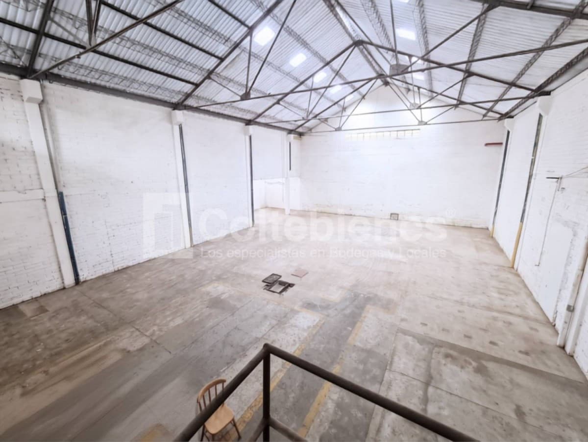 Bodega en arriendo – Guayabal, Medellín foto 2