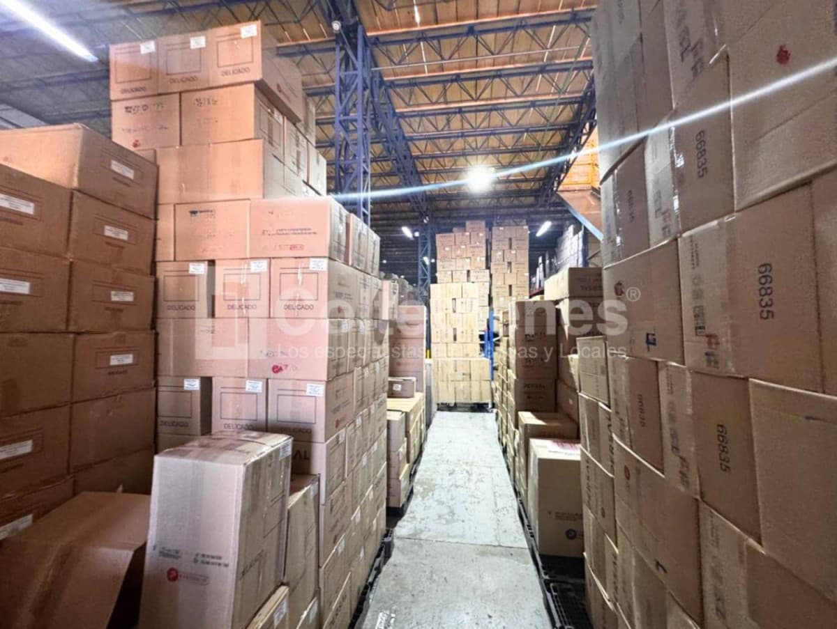 Bodega en arriendo – La Estrella foto 2