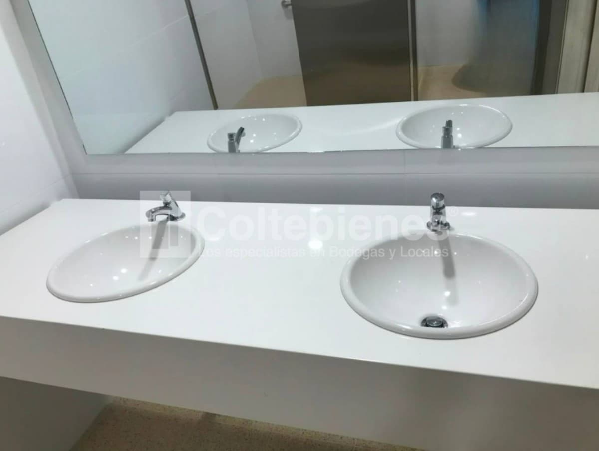 Consultorio en arriendo – Las Vegas, Envigado foto 4