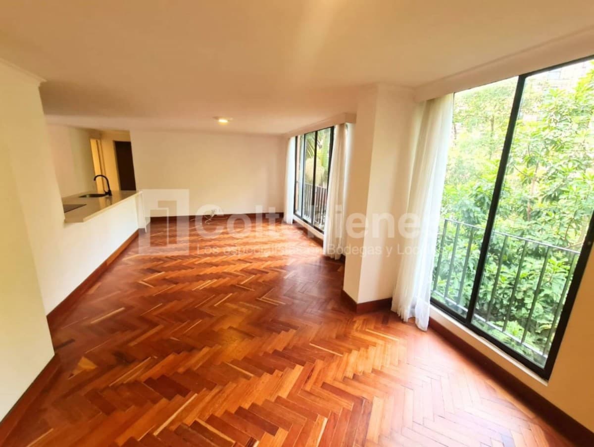 Apartamento en arriendo – Poblado, Medellín foto 2