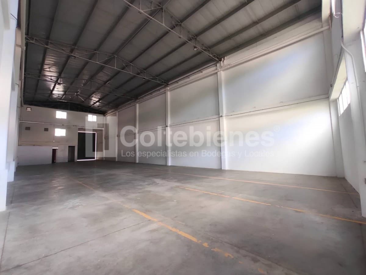 Bodega en arriendo – Tablaza, La Estrella