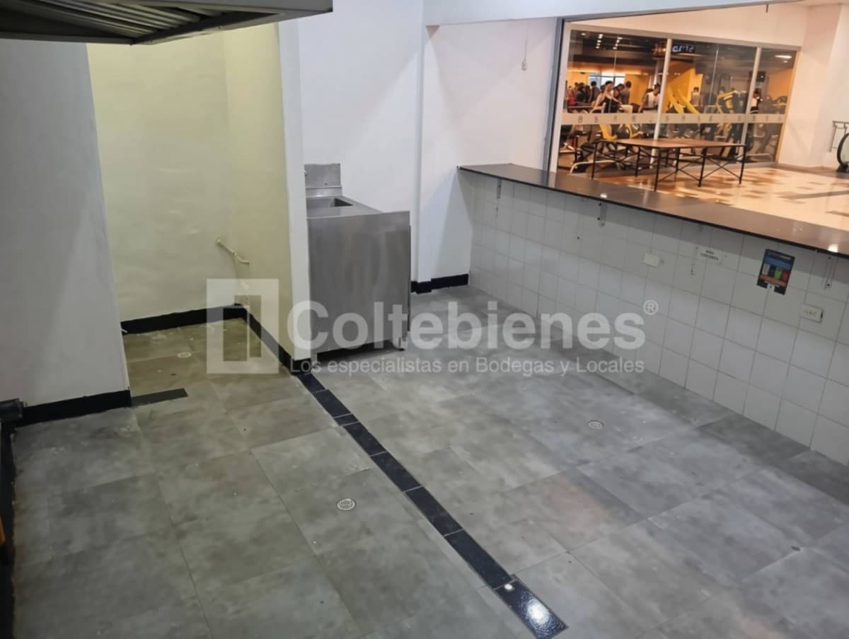 Local en arriendo – Sevilla, Medellín foto 3