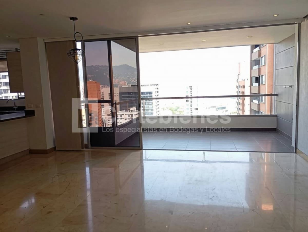 Apartamento en arriendo – Poblado, Medellín foto 2
