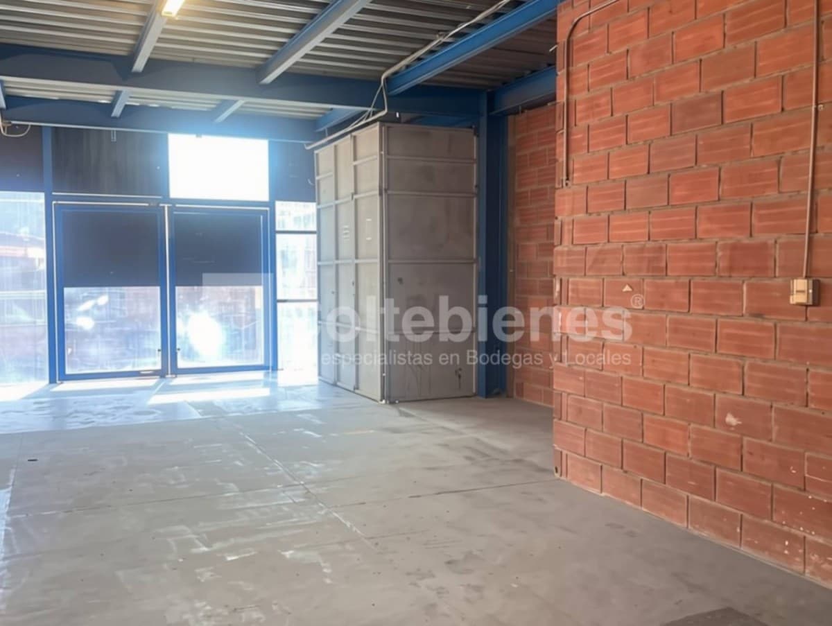 Bodega en venta – Zona Industrial De Belén, Medellín foto 2