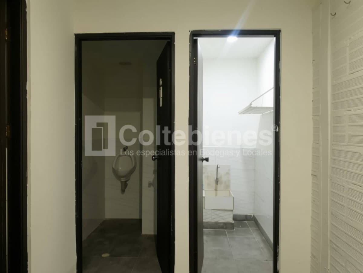 Bodega en arriendo – Envigado foto 5